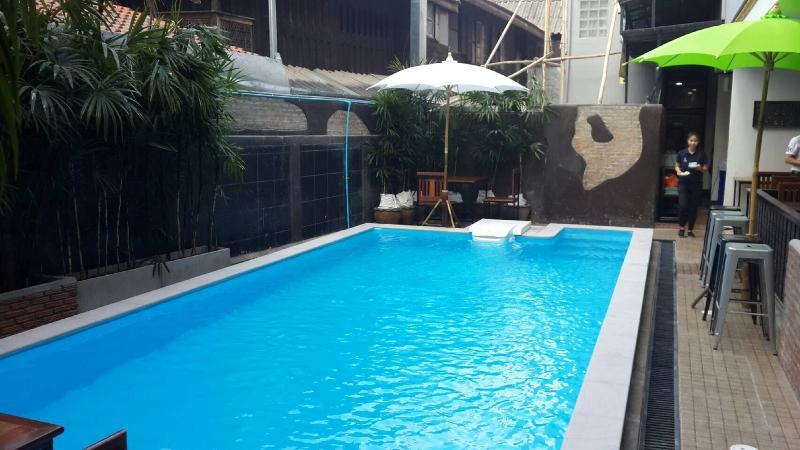 Ratana Hotel Chiang Mai Exterior foto