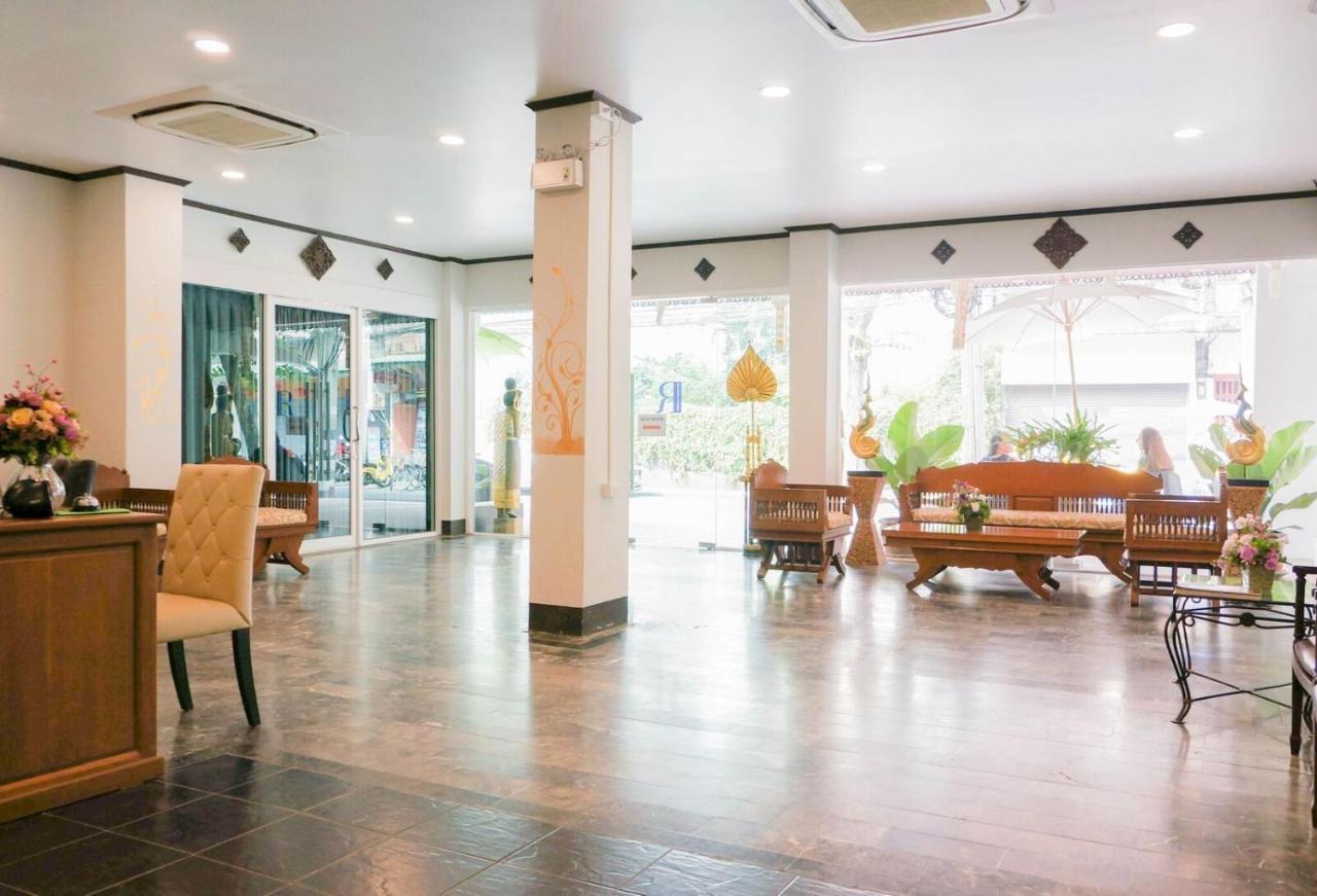 Ratana Hotel Chiang Mai Exterior foto
